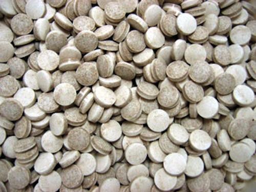 Meenk TV Pastilles Tub 2.5 kg - Dutchy's European Market